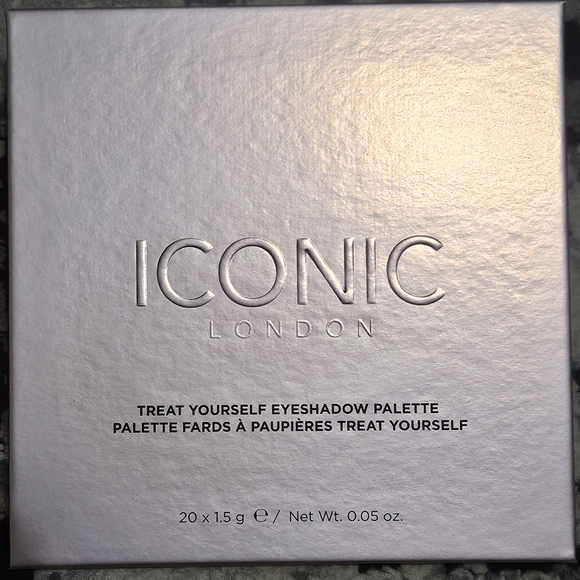 Iconic London Treat Yourself Eyeshadow Palette - 20 Shades - Picture 4 of 4